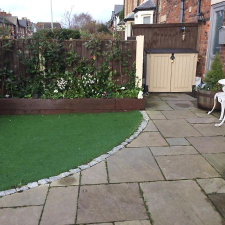 Leafy Lytham Central Lovely Ground Floor 1 Bedroom Apartment With Private Garden In Lytham Dog Friendly Lytham St Annes Exteriör bild